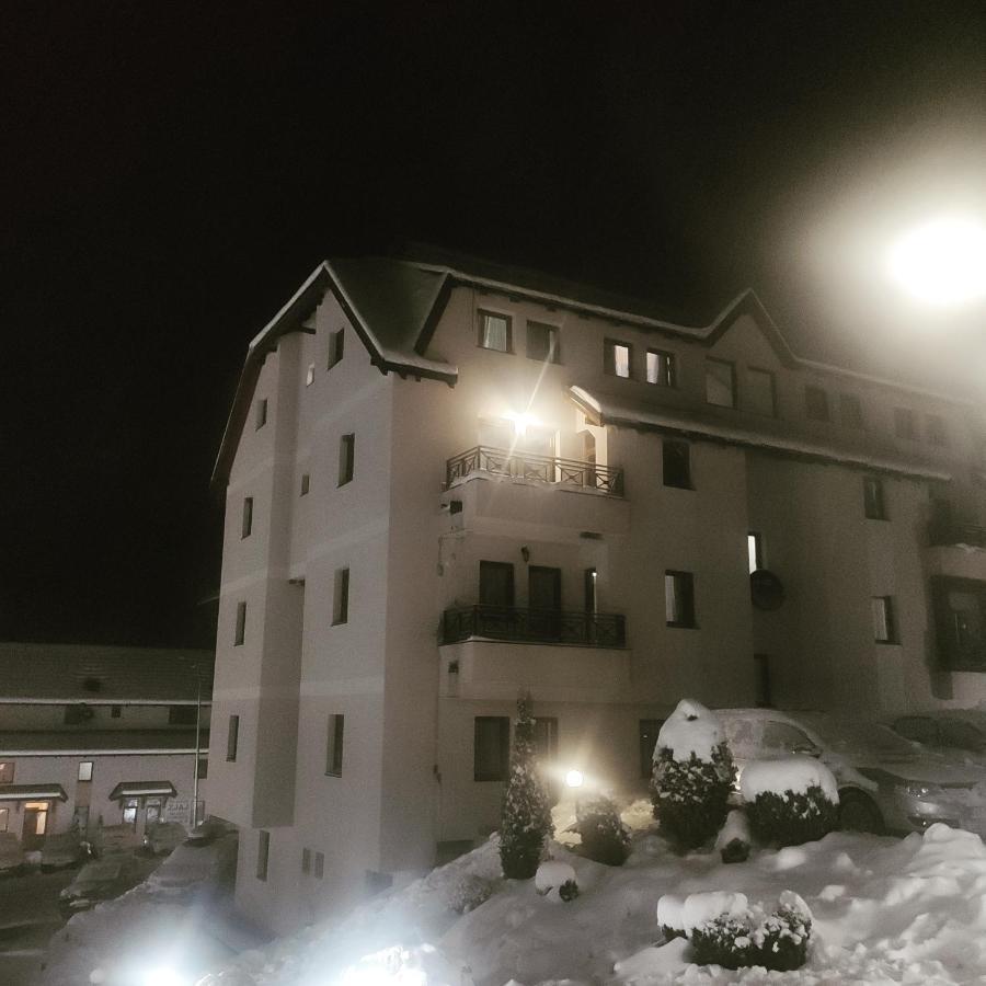 Apartman D16 Milmari コパオニク エクステリア 写真